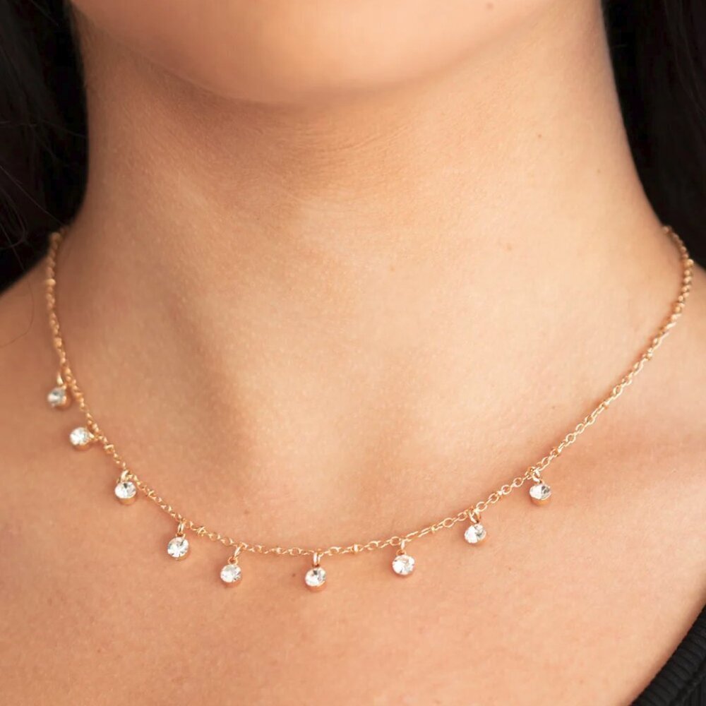 Paparazzi Jewelry Accessories - Dainty Diva - Gold Necklace - Vintage